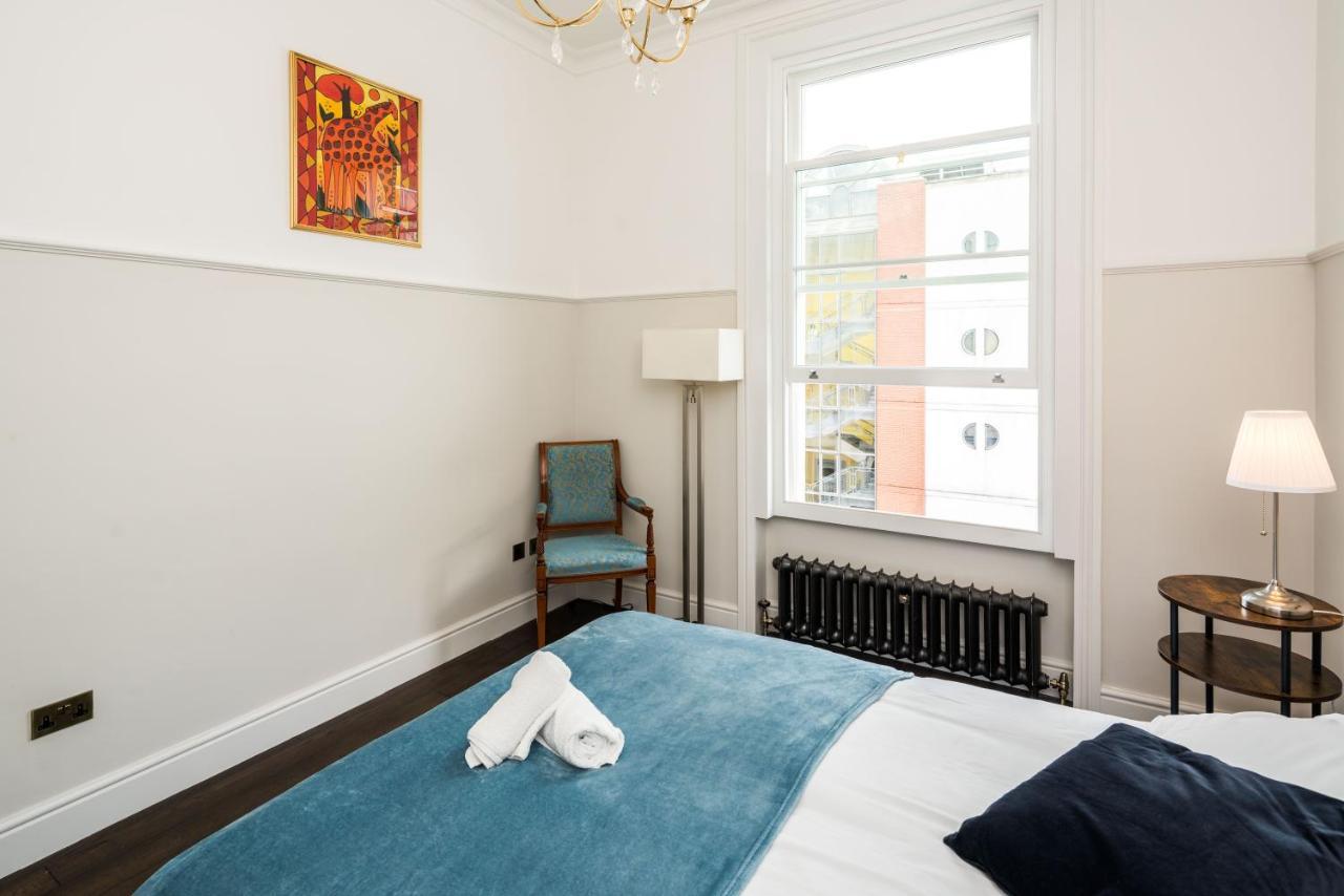 4 Bedroom House Up To 10 People At Heart Of Kensington And Chelsea London Eksteriør bilde
