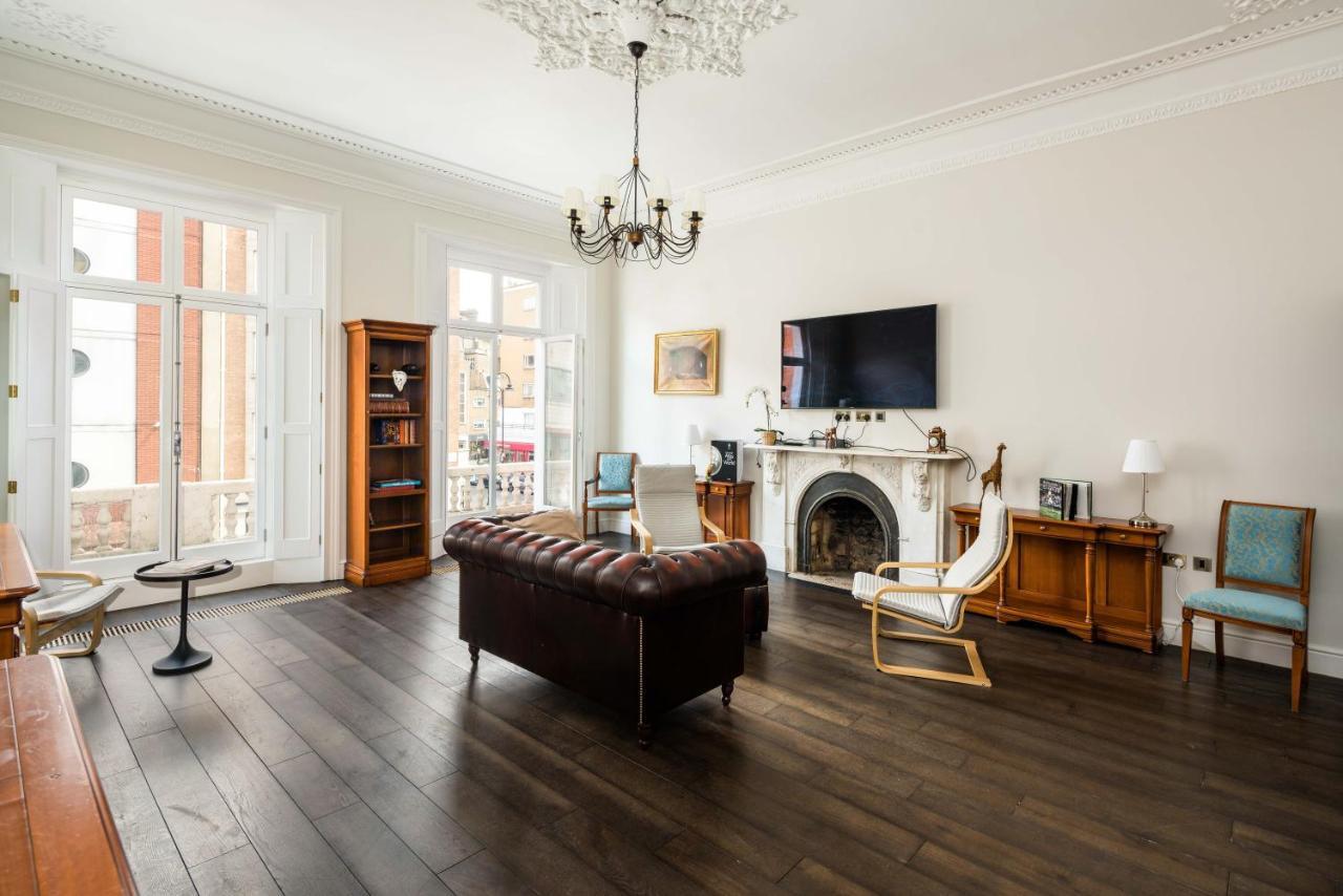 4 Bedroom House Up To 10 People At Heart Of Kensington And Chelsea London Eksteriør bilde